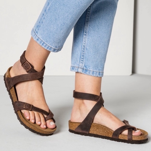 Birkenstock Shoes - Birkenstock Yara Oiled Leather Sandals